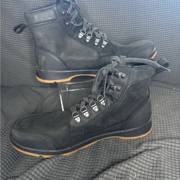 Sorel Men\'s OutDry Waterproof Black Leather Ankeny II Mid Hiking Boot